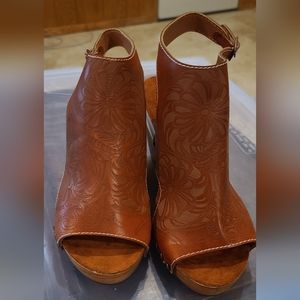 "Jolimall" 70s Style Slingback Wedge